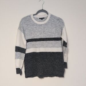 Staccato Gray and White Women's Crew Neck Sweater